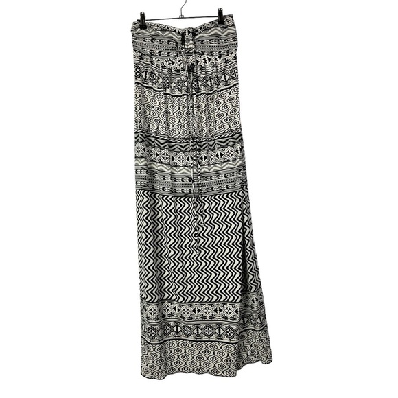 Valerie Bertinelli Black & White Printed Stretch Maxi Dress 8 - Picture 1 of 4